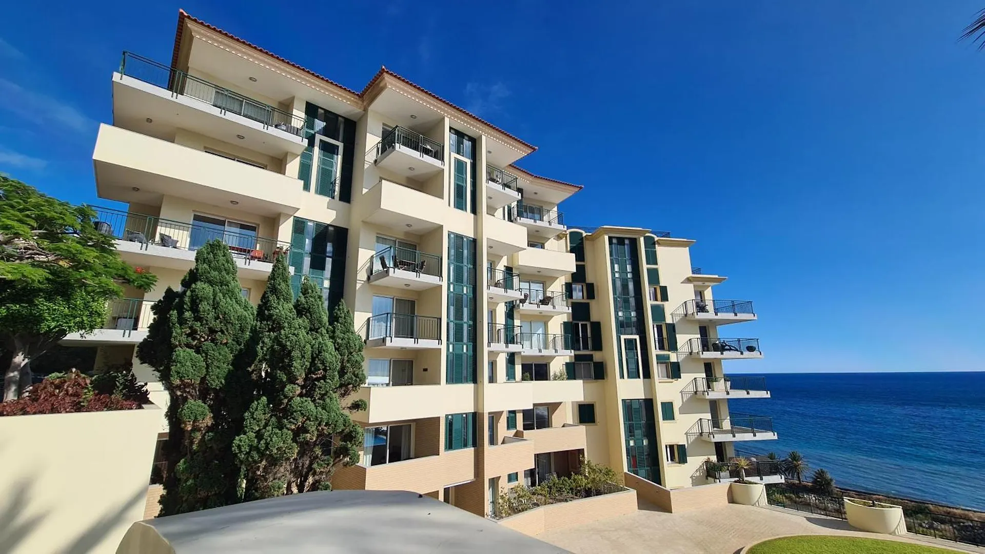 Infinity Pool & Amazing Sunset Ocean View Apartment Funchal  0*, Funchal (Madeira)